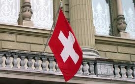 2015-ig maradhat a svájci árfolyamgát?