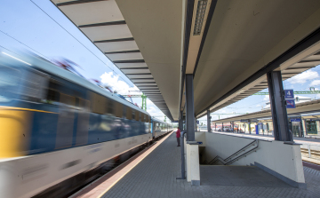 Tovább érvényesek a májusi bérletek Pünkösd miatt