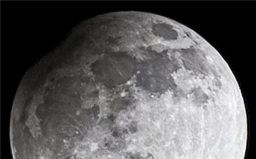 Részleges Holdfogyatkozás +VIDEÓ