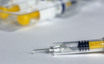 Már mintegy egymillió embert oltottak be a Sinopharm vakcinájával Kínában