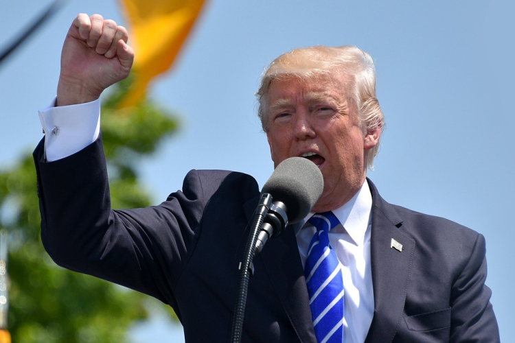 Az Egyesült Államok kedden bevezeti a különvámokat Kanadára, Mexikóra és Kínára